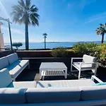 De La * Sainte-Maxime