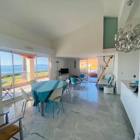 De La Apartmán *