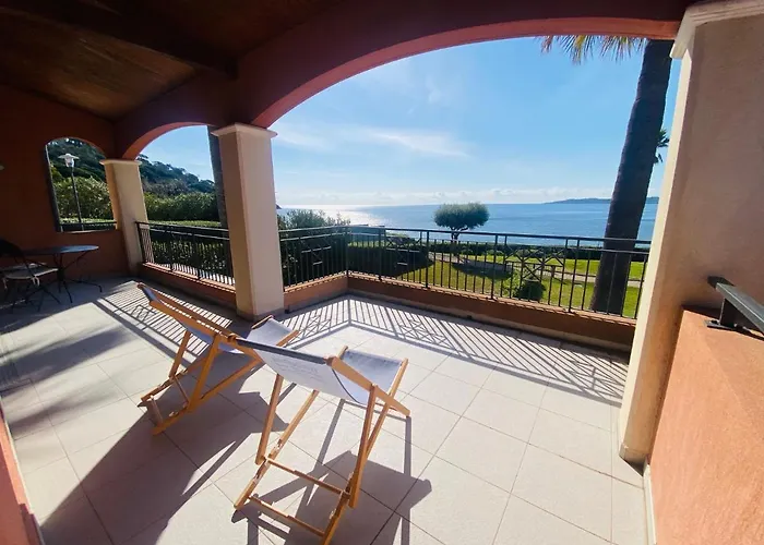 De La Apartman Sainte-Maxime