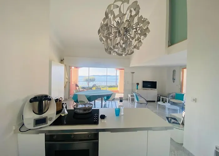 De La Apartment Sainte-Maxime